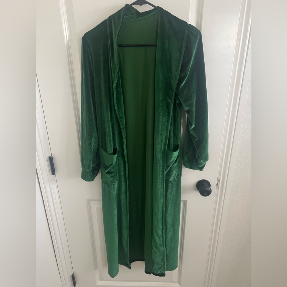 Green cover up